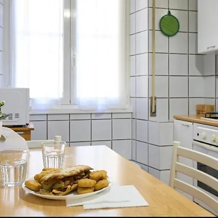 Metro Gardenie Apartament Rzym